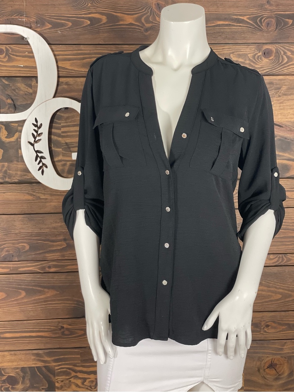 Calvin Klein | AirFloe Roll Tab Black Button-Front V-Neck Long-Sleeve Shirt